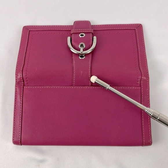 Coach Soho Pink Leather Long Buckle Wallet with Snap Closure Vachetta Interior - Picture 8 of 16